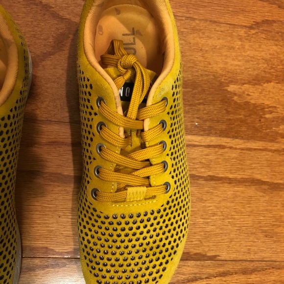 EUC NOBULL size 9/10.5 - Picture 6 of 8